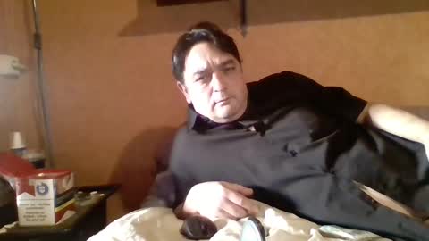 Snapshot of stevefromfrance chatting on 25, 12, 2024 stevefromfrance online show from 25, 12, 2024
