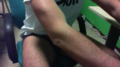 Snapshot of stevehornystud chatting on 7, 4, 2026 stevehornystud online show from 7, 4, 2026