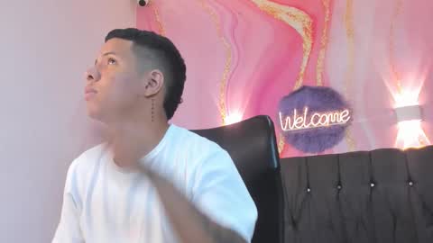 Snapshot of steven19_latinboy chatting on 25, 11, 2025 Steven online show from 25, 11, 2025