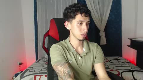 Snapshot of stevensex501 chatting on 21, 9, 2025 steven online show from 21, 9, 2025