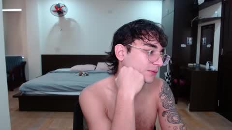 Alex   online show from 7, 1, 2025