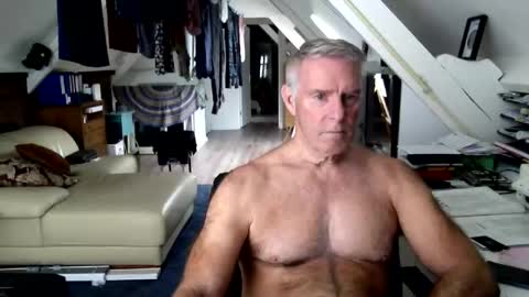 Snapshot of stevetwo chatting on 2, 6, 2026 stevetwo online show from 2, 6, 2026