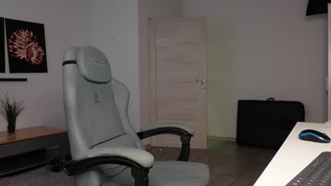 Stewart Barnz online show from 15, 10, 2025