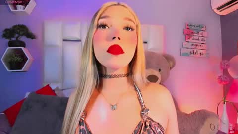 Snapshot of steyseequeen chatting on 10, 10, 2025 Steisee Reyes online show from 10, 10, 2025