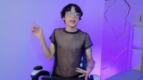 Sthepano  online show from 11, 3, 2026