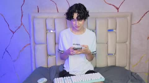 Sthepano  online show from 25, 3, 2026