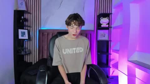 Sthepano  online show from 24, 7, 2026
