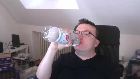 Oliver online show from 9, 4, 2026