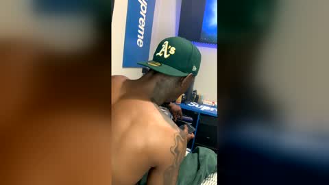 Snapshot of stillfvmous chatting on 29, 3, 2026 Chocolate Stic online show from 29, 3, 2026