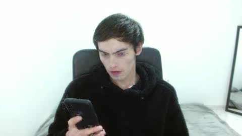 Snapshot of stiv_grant chatting on 5, 1, 2026 stiv_grant online show from 5, 1, 2026