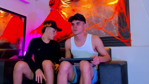 Snapshot of stivendreams chatting on 27, 10, 2025 friends online show from 27, 10, 2025