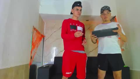 Snapshot of stivendreams chatting on 28, 10, 2025 friends online show from 28, 10, 2025