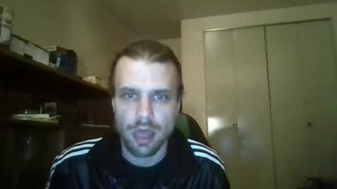 stockingsnfeet online show from 19, 4, 2026