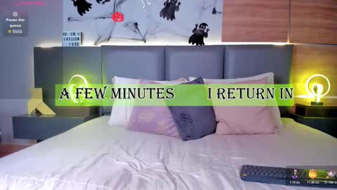 Snapshot of stone_lee_ chatting on 24, 10, 2025 Stone Lee online show from 24, 10, 2025