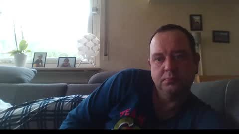 stoned1983 online show from 18, 11, 2025