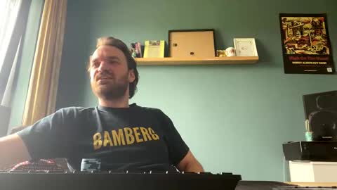 Snapshot of stonednboner chatting on 21, 5, 2026 Stonerboner online show from 21, 5, 2026