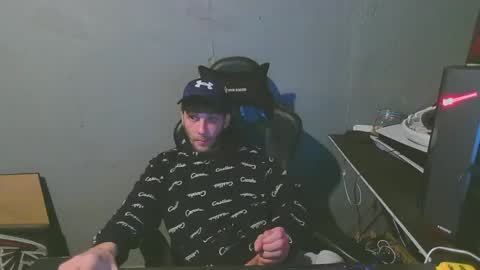 stonedpanda77 online show from 28, 12, 2024