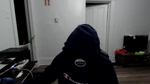 stonedpanda77 online show from 5, 11, 2025