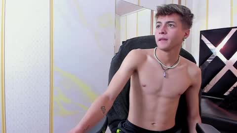 Snapshot of stonne69 chatting on 7, 3, 2025 stonne69 online show from 7, 3, 2025