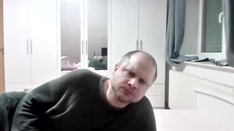 Stefan online show from 4, 3, 2026