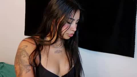 Snapshot of storm_doll chatting on 15, 5, 2026 storm doll online show from 15, 5, 2026