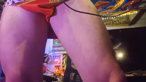 Str8 online show from 9, 2, 2026