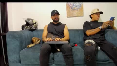 Snapshot of straight__friends chatting on 18, 9, 2025 straight__friends online show from 18, 9, 2025