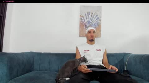 Snapshot of straight__friends chatting on 26, 9, 2025 straight__friends online show from 26, 9, 2025