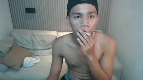 Snapshot of straight_moreno69 chatting on 8, 5, 2026 James online show from 8, 5, 2026