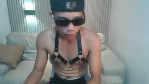 Snapshot of straight_moreno69 chatting on 13, 5, 2026 James online show from 13, 5, 2026