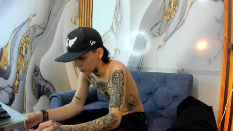 Snapshot of straightboy_nick chatting on 10, 10, 2025 NICK online show from 10, 10, 2025
