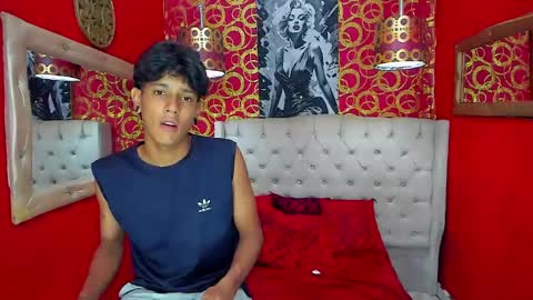 straightyounpein online show from 18, 4, 2026