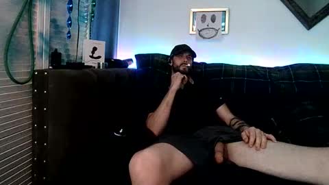 straitpipermann22 online show from 20, 4, 2026