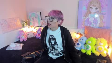 Snapshot of strawberry_kitty_ chatting on 30, 11, 2025 strawberry_kitty_ online show from 30, 11, 2025