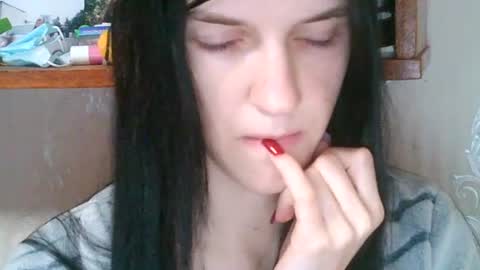 Strawberry Storm online show from 15, 7, 2026