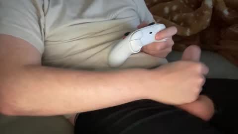 StrawberryBlnd online show from 1, 11, 2025