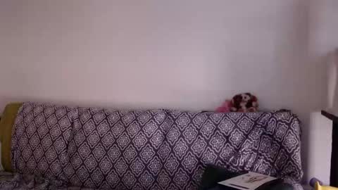 Strawberrylotsacake online show from 10, 11, 2025