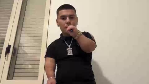 Snapshot of streetprincelive chatting on 17, 12, 2025 streetprincelive online show from 17, 12, 2025