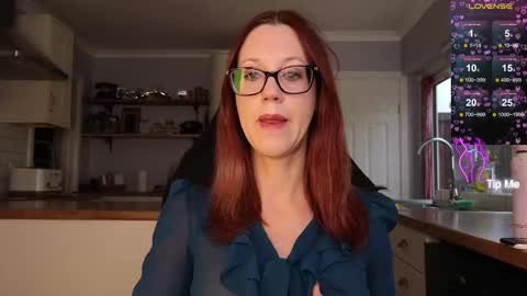 Amorina online show from 14, 10, 2025