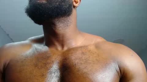 Snapshot of strong_george1 chatting on 5, 3, 2025 strong_george1 online show from 5, 3, 2025