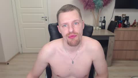 strong_guy_xxx online show from 16, 1, 2026