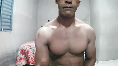 strongdaddyfantastic online show from 31, 5, 2026