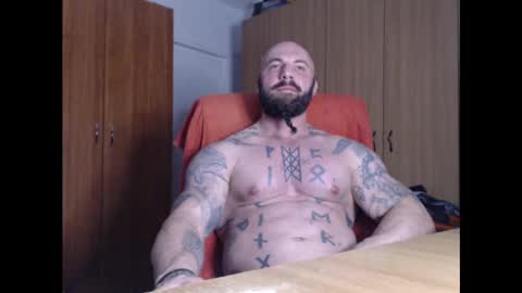 Snapshot of strongivan chatting on 6, 2, 2025 StrongIvan online show from 6, 2, 2025