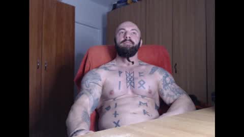 Snapshot of strongivan chatting on 8, 2, 2025 StrongIvan online show from 8, 2, 2025