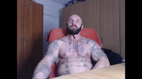 Snapshot of strongivan chatting on 12, 2, 2025 StrongIvan online show from 12, 2, 2025