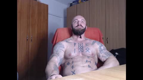 Snapshot of strongivan chatting on 24, 2, 2025 StrongIvan online show from 24, 2, 2025