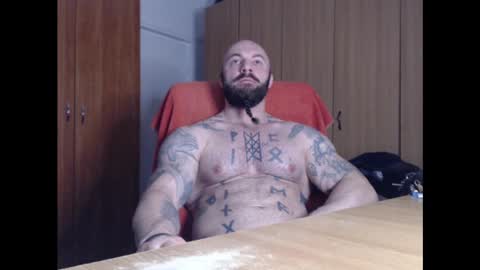 Snapshot of strongivan chatting on 25, 2, 2025 StrongIvan online show from 25, 2, 2025