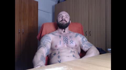 Snapshot of strongivan chatting on 5, 3, 2025 StrongIvan online show from 5, 3, 2025