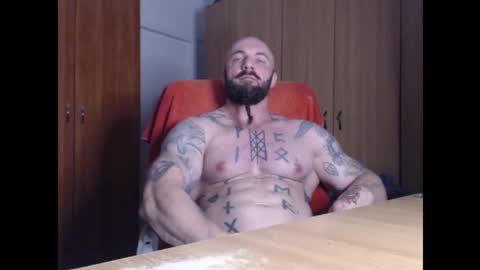 Snapshot of strongivan chatting on 21, 9, 2025 StrongIvan online show from 21, 9, 2025