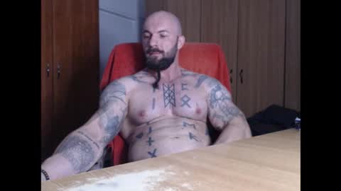 Snapshot of strongivan chatting on 24, 9, 2025 StrongIvan online show from 24, 9, 2025